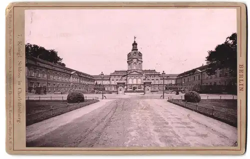 Fotografie Rob. Prager, Berlin, Ansicht Berlin, Partie am Königl. Schloss Charlottenburg