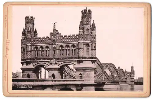 Fotografie Max Priester, Hamburg, Ansicht Hamburg, Partie an der Elbbrücke