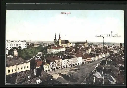 AK Leitomischl / Litomysl, Platz im Zentrum mit Blick auf Kirchen