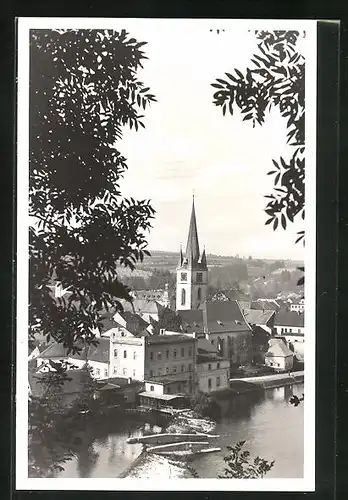 AK Ledec n. Sáz., Blick über das Wehr zur Kirche