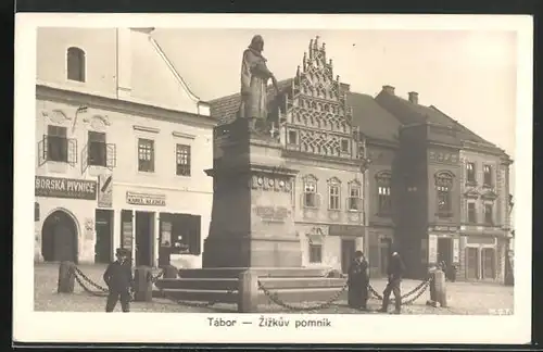 AK Tabor, Zizkuv pomnik, Denkmal im Stadtkern