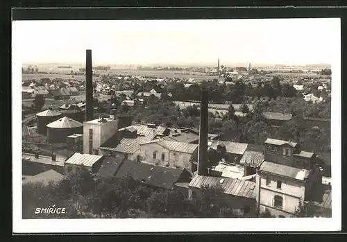 AK Smirice, Fabrikgebäude am Ortsrand