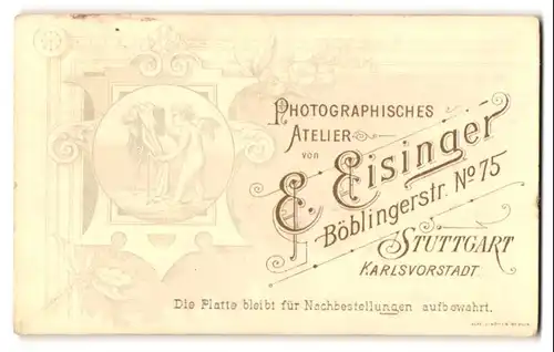 Fotografie E. Eisinger, Stuttgart, Böblingerstr. 75, Engel bedient eine Plattenkamera