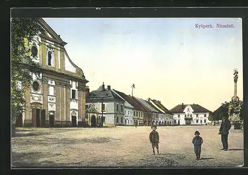 AK Kysperk, Námesti, Kinder auf dem Hauptplatz