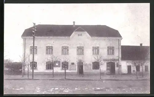 AK Plana nad Luznici, Hôtel u Luznice