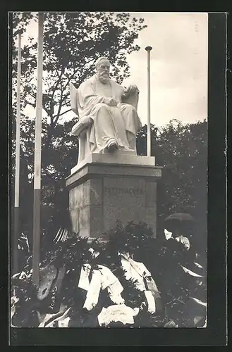 AK München, Denkmal Max v. Pettenkofer
