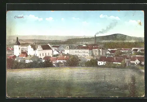 AK Chotzen / Chocen, Ortsansicht mit Fabrik und Kirche