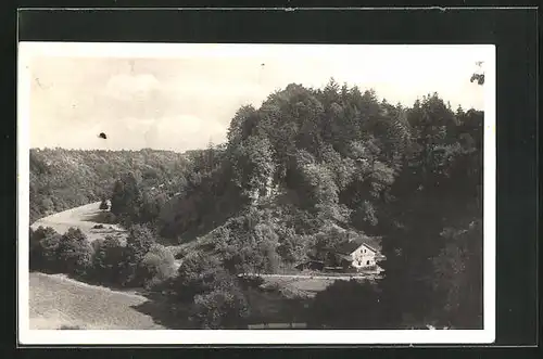 AK Chotzen / Chocen, Gehöft am Waldrand