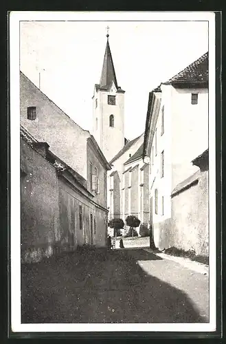 AK Pacov, Strassenpartie bei der Kirche