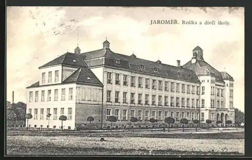 AK Josefstadt / Josefov / Jaromer, Realka a divci skoly