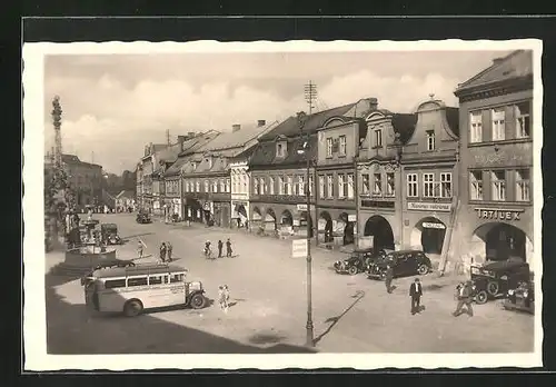 AK Josefstadt / Josefov / Jaromer, Strassenpartie mit Geschäften