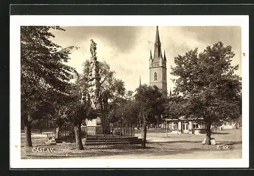 AK Tschaslau / Caslav, Kirche und Denkmal