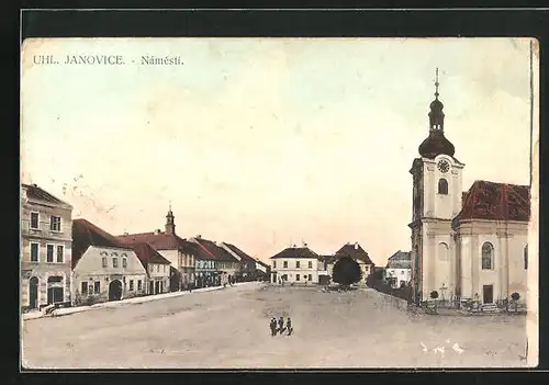 AK Uhl. Janovice, Namesti