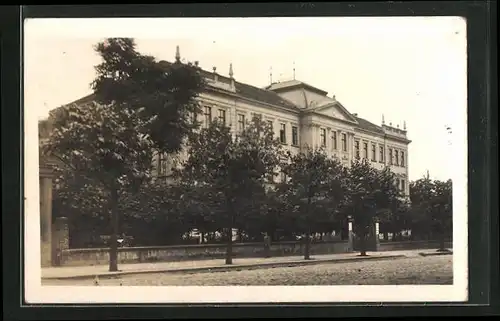 AK Roudnice n. L., Hospodynska skola