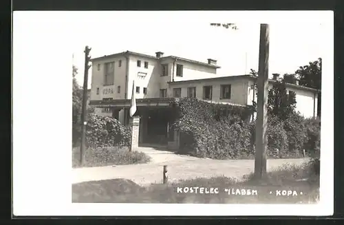 AK Kostelec nad Labem, Kopa, Gebäudeansicht