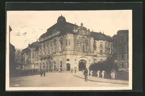 AK Bratislava, Ortspartie mit Einheimischen