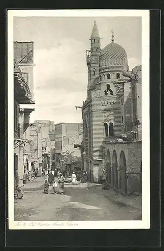AK Kairo, Old Cairo Street, Strassenansicht mit Passanten