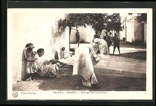 AK Maroc, Tissage des burnouss, arabische Teppichweber