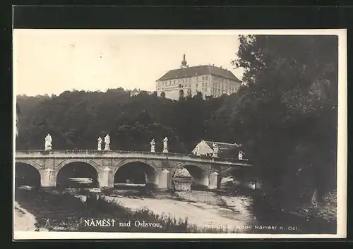 AK Námest nad Oslavou, Flussbrücke und Schloss, Zámek