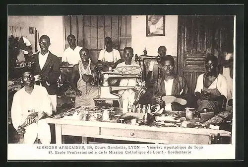 AK Native Shoe Maker, Ecole professionnelle de la Mission Catholique de Lomé, Cordonnerie, afrikansiche Schuhmacher