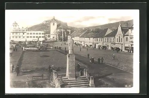 AK Beraun / Beroun, Namesti, am Denkmal