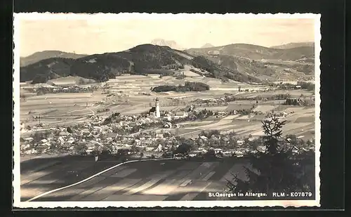 AK St. Georgen, Fliegeraufnahme der Stadt im Tal