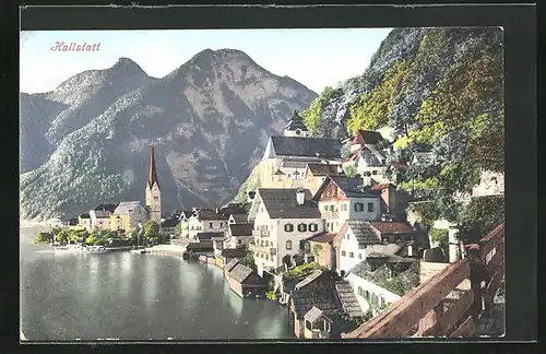 AK Hallstatt, Häuser am Ufer mit Blick zur Kirche