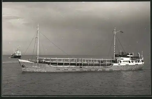 Fotografie Frachtschiff Pia auf See