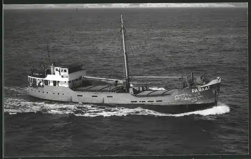 Fotografie Frachtschiff Paraat auf hoher See