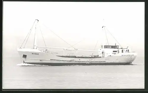 Fotografie Frachtschiff Rhône auf See