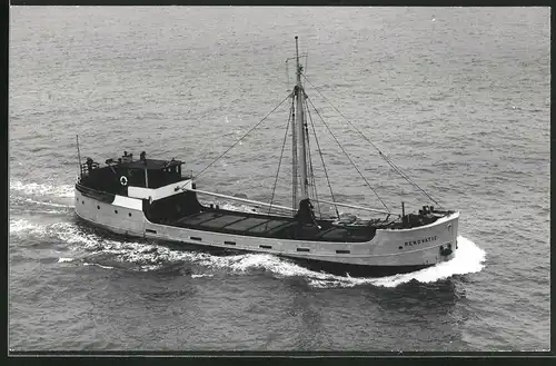 Fotografie Frachtschiff Renovatie auf hoher See