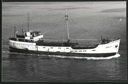 Fotografie Frachtschiff Roelf auf See