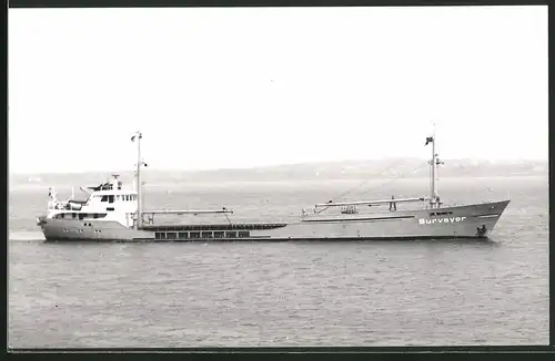 Fotografie Frachtschiff Surveyor auf See