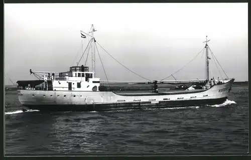 Fotografie Frachtschiff Viscount in Fahrt