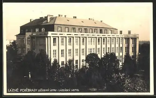 AK Bad Podiebrad / Podebrady, Lazensky Hotel