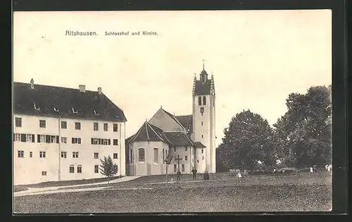 AK Altshausen, Schlosshof und Kirche