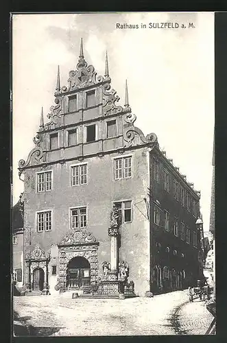 AK Sulzfeld a. M., Rathaus mit Obelisk