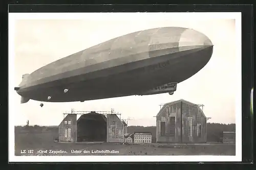 AK Friedrichshagen a. B., LZ 127  Graf Zeppelin  über der Neuen Luftschiffhalle