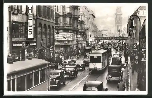 AK Berlin, Königstrasse mit Geschäften und Strassenbahn