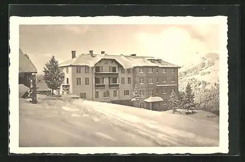 AK Krimml, Waltls Alpen-Gasthof zur Gerolsplatte im Winter