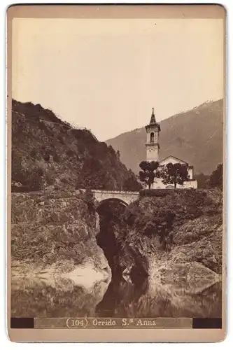 Fotografie unbekannter Fotograf, Ansicht Cannobio, Blick auf die Orrido Sta. Anna