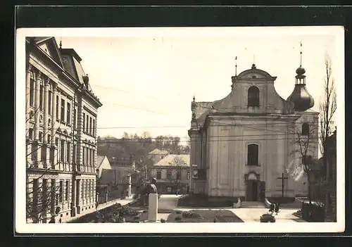 AK Chotzen / Chocen, Skola a kostel