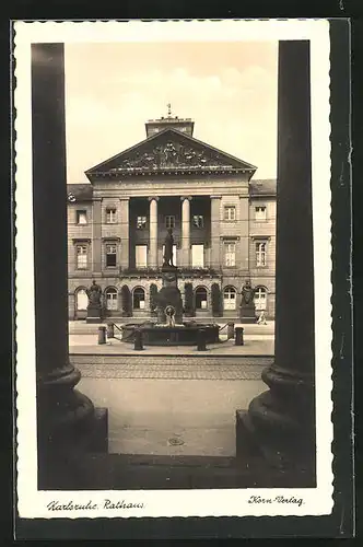 AK Karlsruhe, Rathaus mit Brunnen