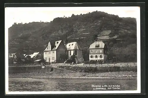 AK Ehrental a. Rh., Gasthaus zur Traube mit Kirche