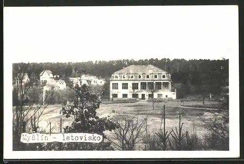 AK Myslin, Letovisko - Hotelgebäude