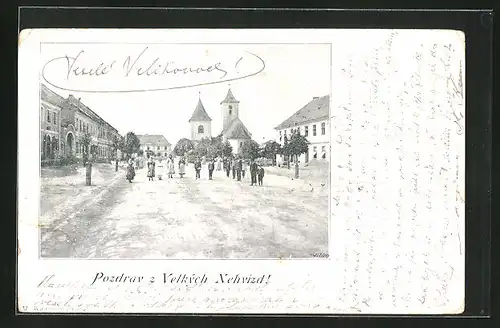 AK Velke Nehvizdy, Einheimische auf dem Marktplatz voer der Kirche