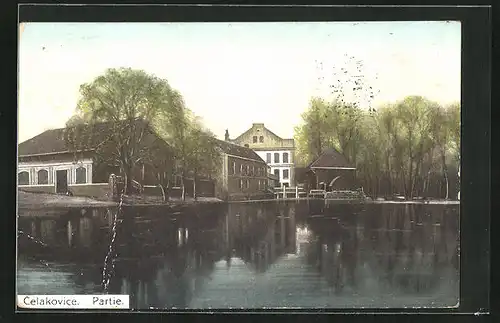 AK Celakovice, Gebäude am Ufer