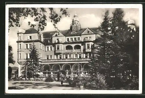 AK Piestany, Grand Hotel Royal im Sonnenschein