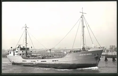 Fotografie Frachtschiff Dintelborg in Fahrt