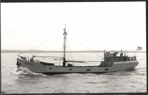 Fotografie Frachtschiff Avontuur in Fahrt